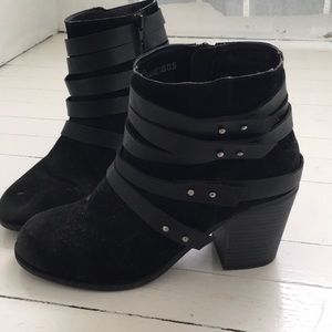Black suede strappy booties